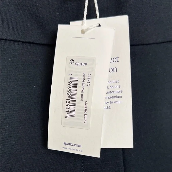 NWT SPANX Classic Black Ponte Barrel Pant Small Petite - Picture 6 of 11